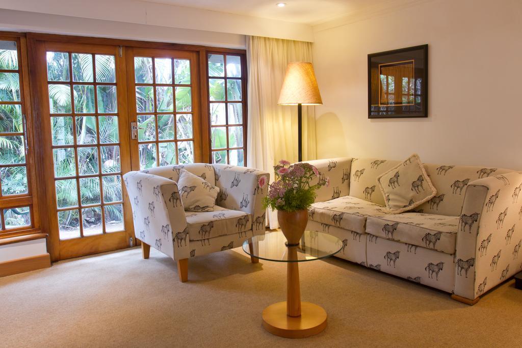 Summerhill Guest Estate Pinetown Ruang foto